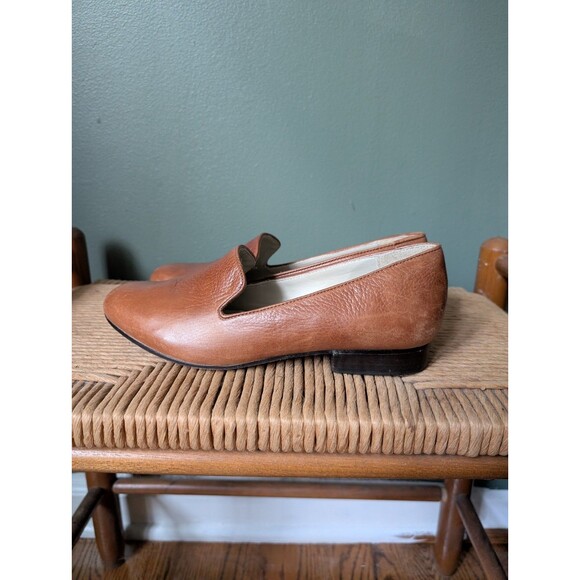 L.L. Bean Womens Brown Leather Loafers Shoes Sz 8 Preppy Mature Work Teacher - Picture 3 of 8